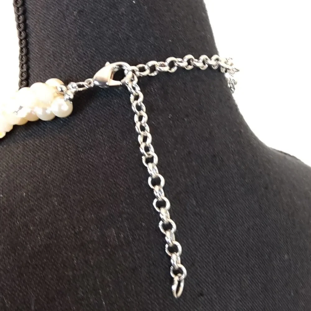 (3/$20) Faux Pearl 3 strand silver tone necklace